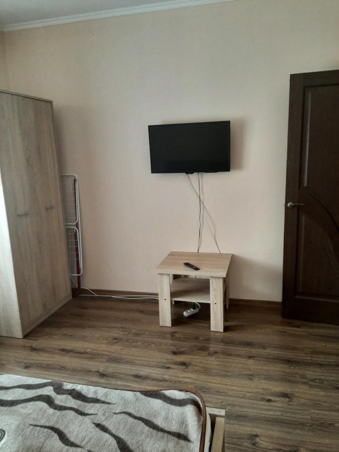 Apartament Belyaeva 5 Mukaczewo Zewnętrze zdjęcie