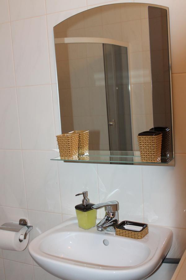 Apartament Belyaeva 5 Mukaczewo Zewnętrze zdjęcie