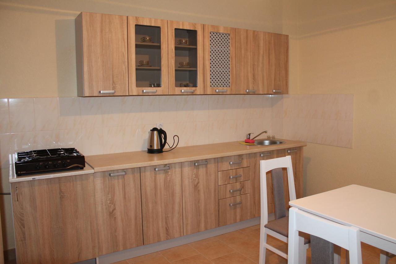 Apartament Belyaeva 5 Mukaczewo Zewnętrze zdjęcie