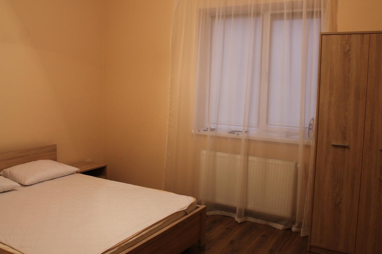 Apartament Belyaeva 5 Mukaczewo Zewnętrze zdjęcie